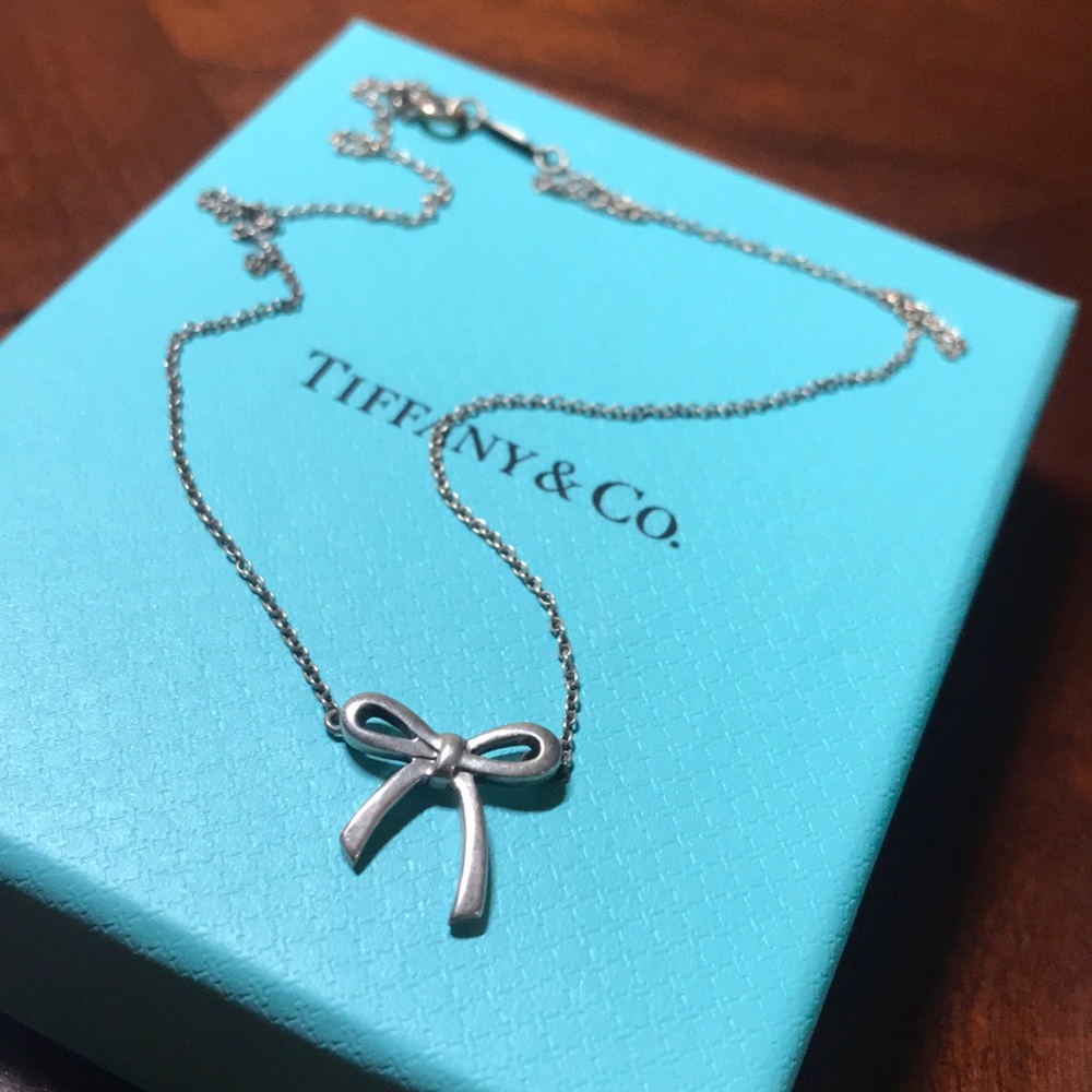 Tiffany’s Bow Necklace